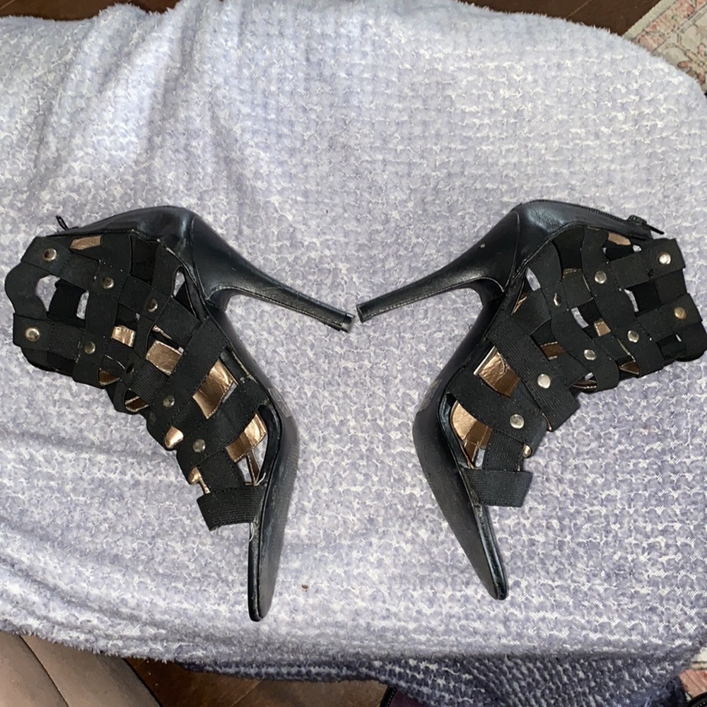 Urban Behaviour Black Gladiator Sandals With Studs Back Heel Zip